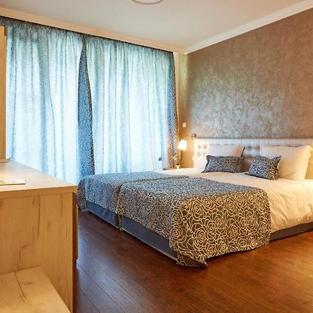 Penelopa Palace Apart Hotel & SPA Pomorie Exterior foto