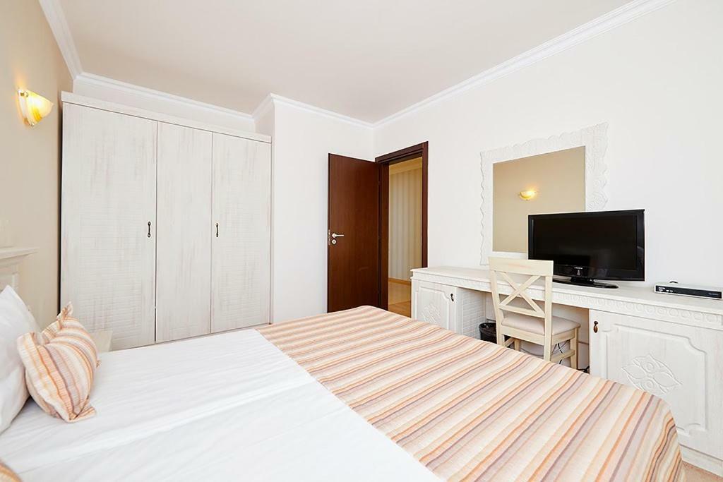 Penelopa Palace Apart Hotel & SPA Pomorie Exterior foto